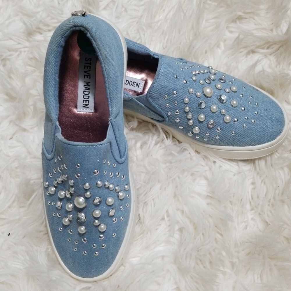Steve madden with pearls.